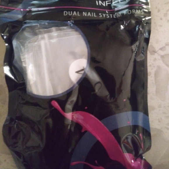 Nail Bundle - Picture 3 of 10